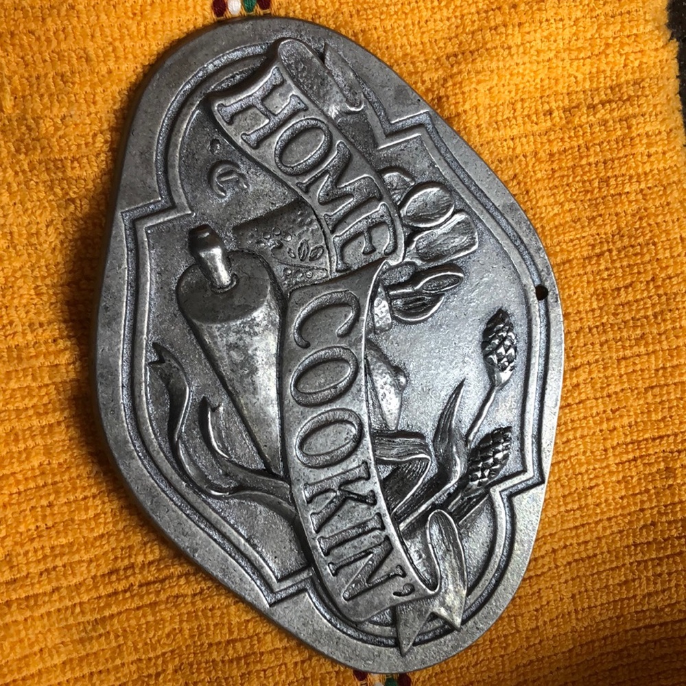 VTG CARSON PEWTER BUN WARMER